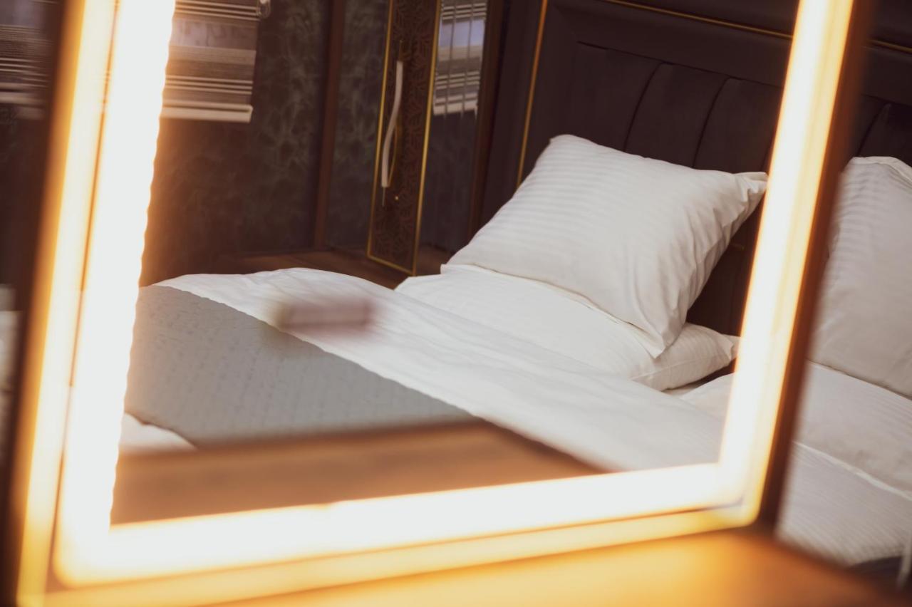 Hotel Premium 普里什蒂纳 外观 照片