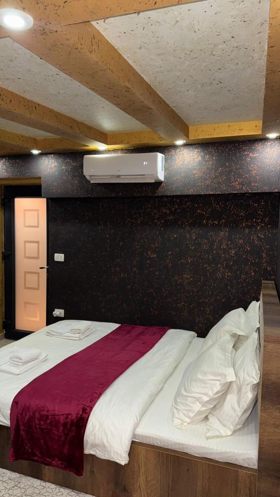Hotel Premium 普里什蒂纳 外观 照片