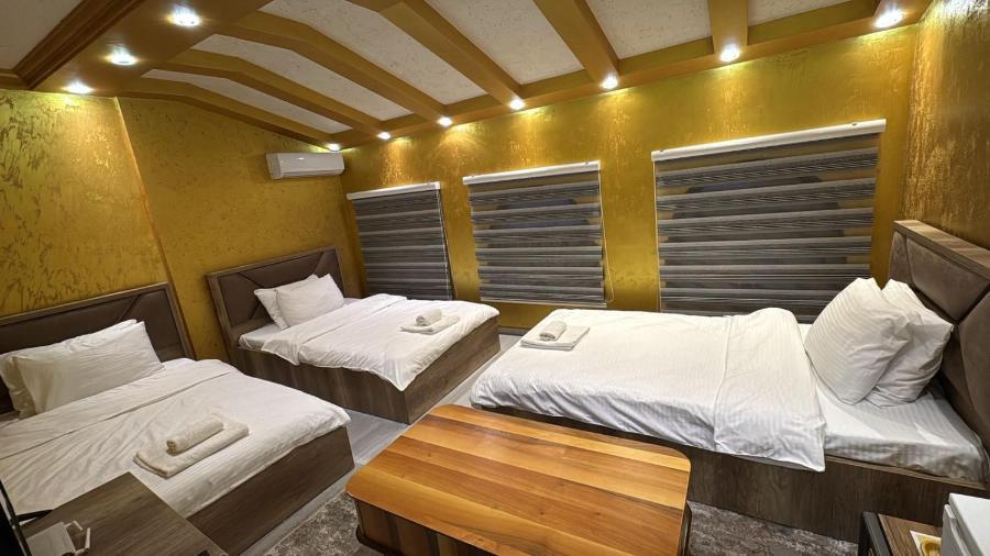 Hotel Premium 普里什蒂纳 外观 照片